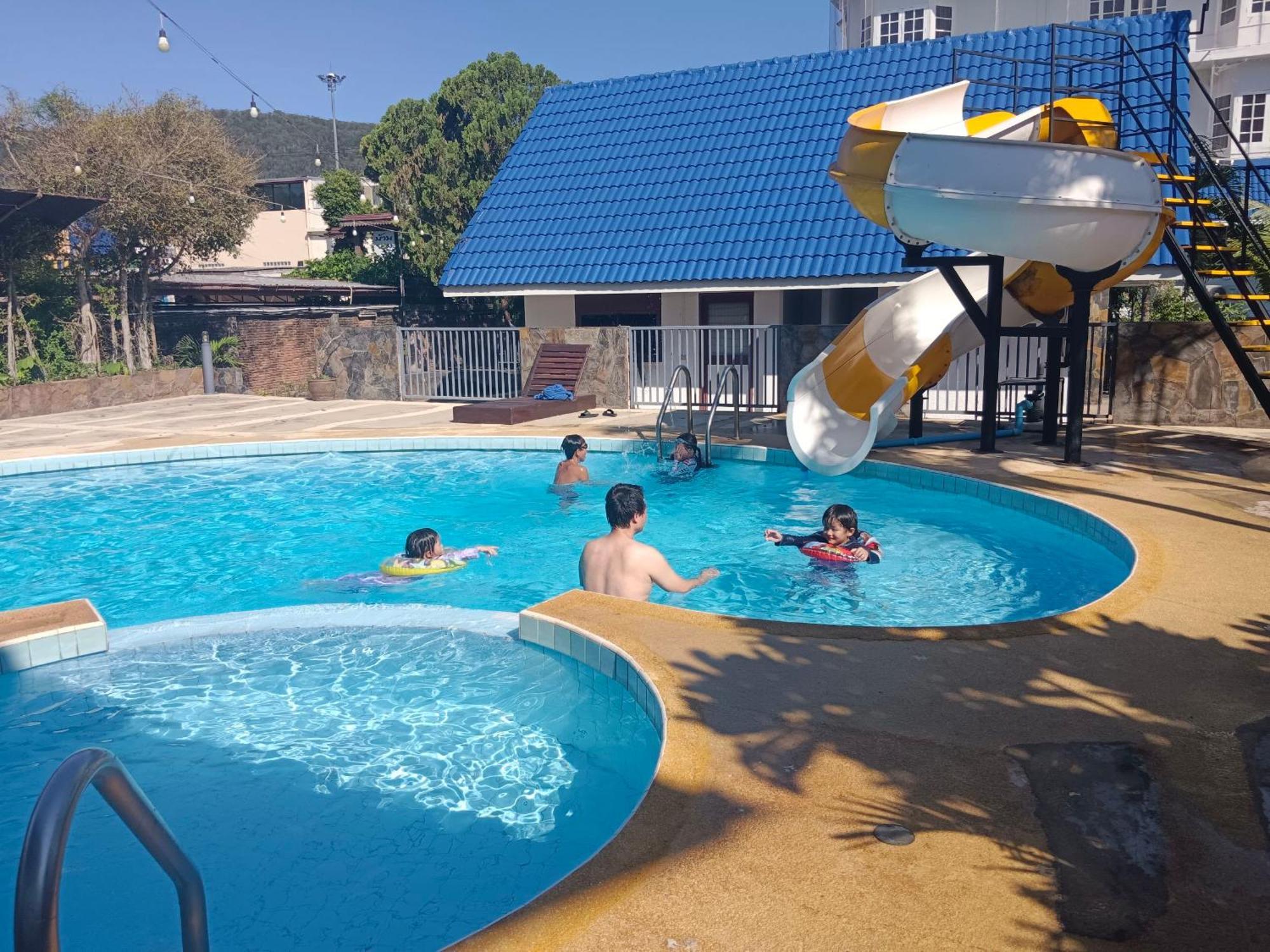 Rimtarn Hotel Pak Chong Dış mekan fotoğraf